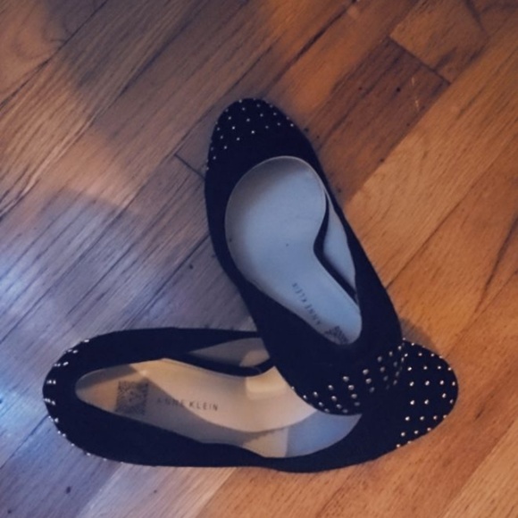 ANNE KLEIN PUMPS - Picture 2 of 4